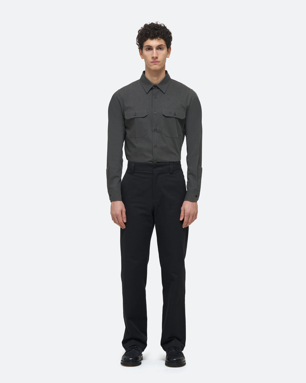 Twill Relaxed Trouser in Black on model
