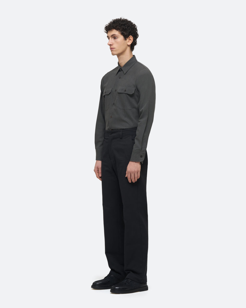 Twill Relaxed Trouser in Black on model
