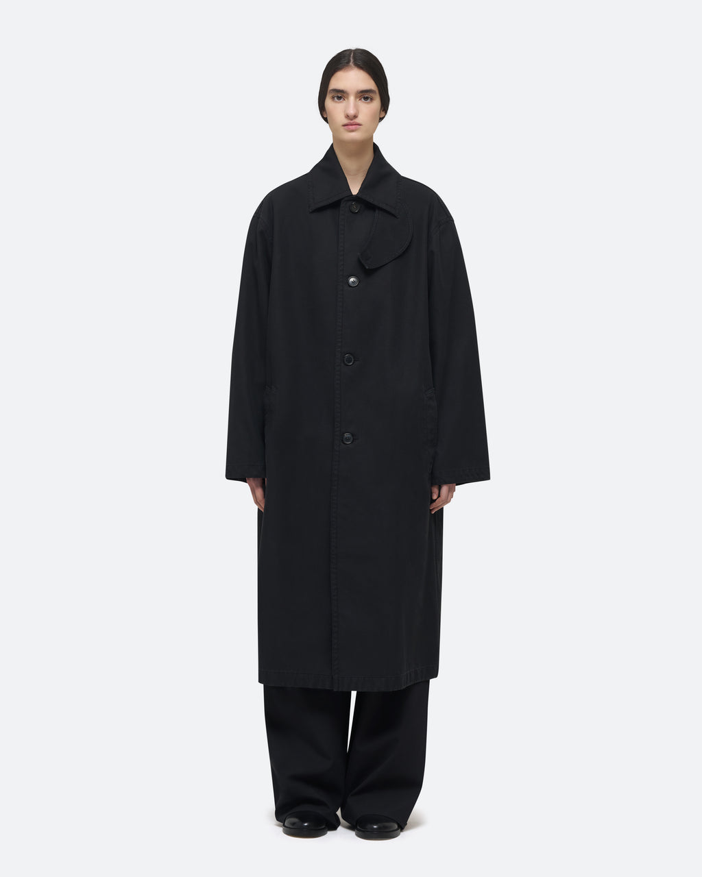 Twill Mac Coat in Black on model