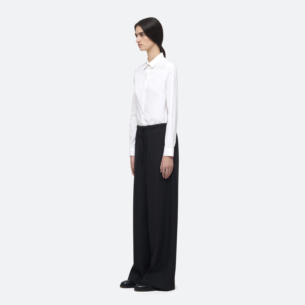 Cotton Silk Drawstring Trouser in Black on model